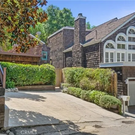 Image 3 - 9854 Portola Drive, Beverly Hills, CA 90210, USA - House for sale