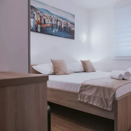 Rent this 3 bed house on 53291 Grad Novalja