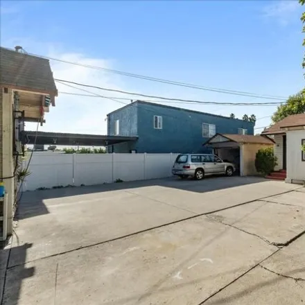 Image 9 - Eddy Coliving, 803 North Harvard Boulevard, Los Angeles, CA 90028, USA - House for sale