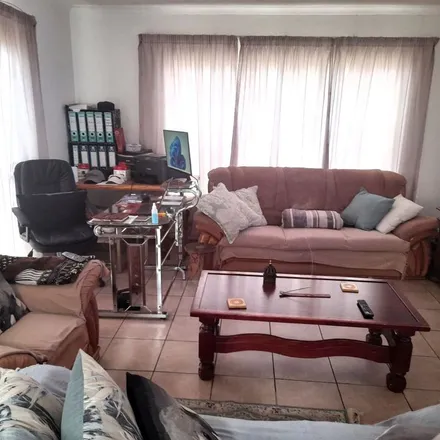 Rent this 3 bed apartment on Carol Road in Kibler Park, Johannesburg