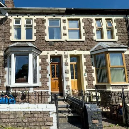Buy this 3 bed townhouse on Daisy View in Pontypool, NP4 5JX