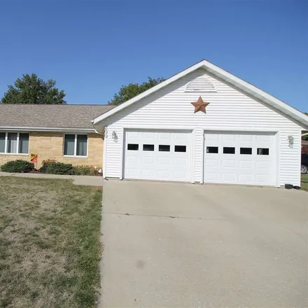 Buy this 3 bed house on 200 Westwood Road in Williamsburg, IA 52361