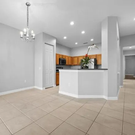 Image 9 - 735 Marina del Ray Lane, West Palm Beach, FL 33401, USA - Townhouse for sale