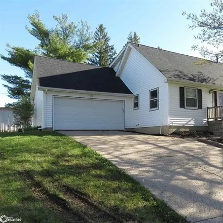 Buy this 3 bed house on 2875 Nelson Road in Marshalltown, IA 50158