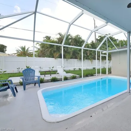 Rent this 4 bed house on 1359 Woodridge Avenue in Collier County, FL 34103