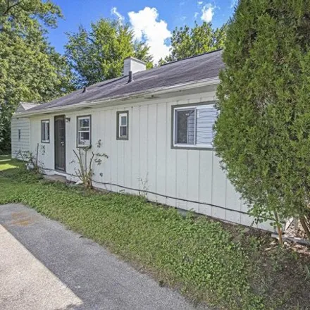 Image 2 - 1205 N Lawrence St, South Bend, Indiana, 46617 - House for sale