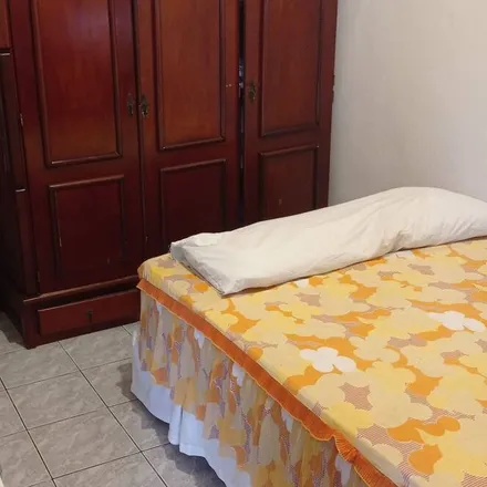 Rent this 1 bed house on Sítio do Campo in Praia Grande, Região Metropolitana da Baixada Santista