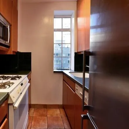 Image 5 - 340 West 57th Street, New York, NY 10019, USA - Condo for sale