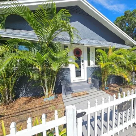 Buy this 3 bed house on 461 Vine Avenue in Clearwater, FL 33755
