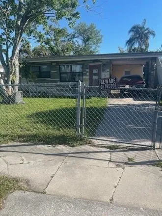 Buy this 2 bed house on 629 24th Avenue West in Bradenton, FL 34205