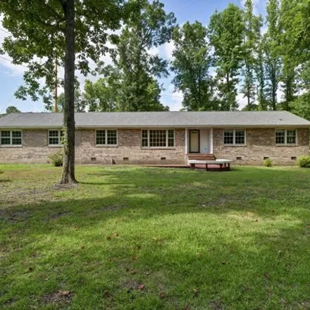 Buy this 3 bed house on 5610 Hillwood St in Wilmington, North Carolina