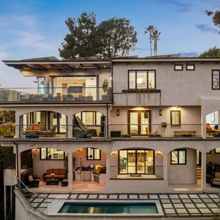 Image 3 - 1380 Summitridge Place, Beverly Hills, CA 90210, USA - House for sale