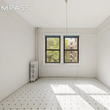 Image 4 - 504 Grand St Apt A53, New York, 10002 - Apartment for sale