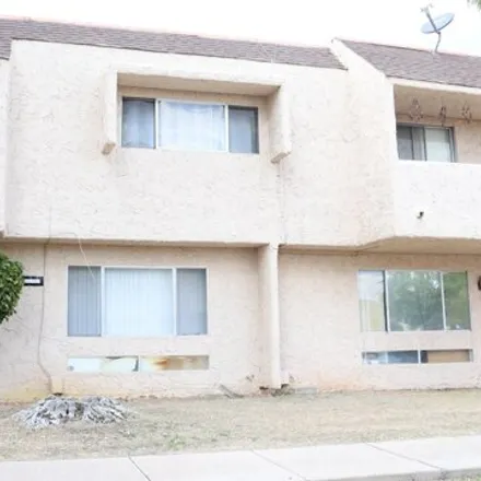 Rent this 4 bed house on South Pace East Townhouses in Mesa, AZ 85202