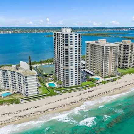Image 2 - 5406 North Ocean Drive, Palm Beach Isles, Riviera Beach, FL 33404, USA - Condo for rent