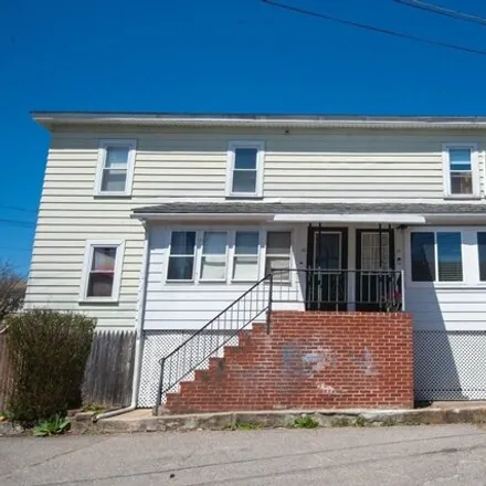 Buy this 2 bed house on 27 Cedar Street in Barre, Worcester County