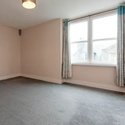 Image 3 - 71 Rosemount Place, Aberdeen City, AB25 2XL, United Kingdom - Apartment for rent