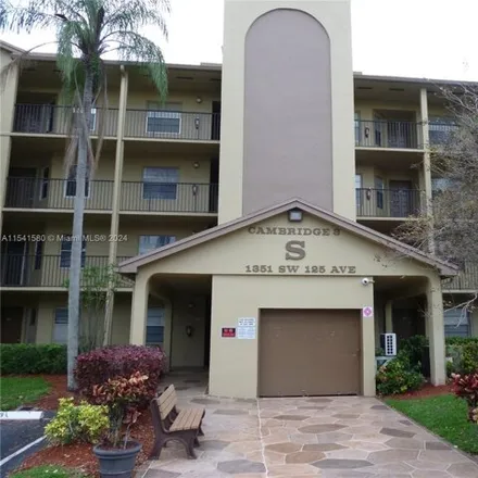 Buy this 2 bed condo on 1400 Southwest 124th Terrace in Pembroke Pines, FL 33027