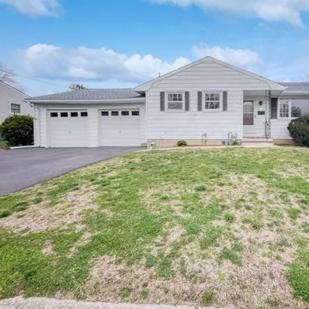 Buy this 3 bed house on 12 Brian Lane in Spotswood, Middlesex County