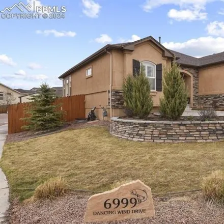 Image 2 - 6803 Mustang Rim Drive, Colorado Springs, CO 80923, USA - House for sale