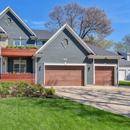 Buy this 4 bed house on 250 Oak Street in Saddlewood, Glen Ellyn