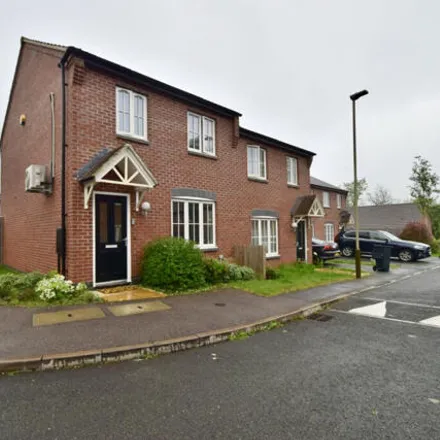 Buy this 2 bed duplex on Raywell Road in Leicester, LE5 1WU