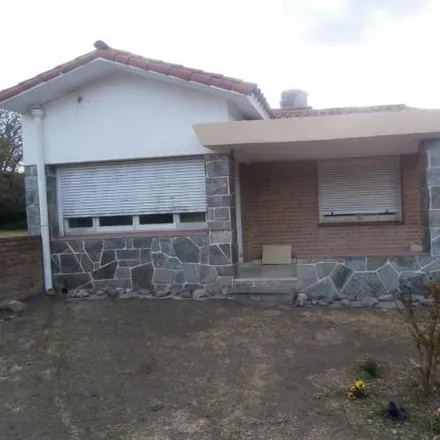 Buy this 2 bed house on López Y Planes 38 in Lomita De San Luis, La Cumbre