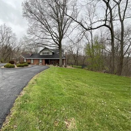 Image 2 - 57 Riverpoint Road, Hannibal, MO 63401, USA - House for sale