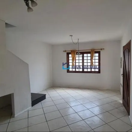 Rent this 3 bed house on Rua Ibituruna 738 in Parque Imperial, São Paulo - SP