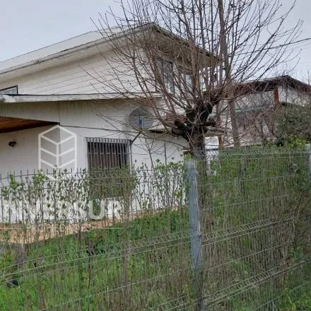Rent this 4 bed house on Avenida Los Ángeles in 834 0422 Los Ángeles, Chile