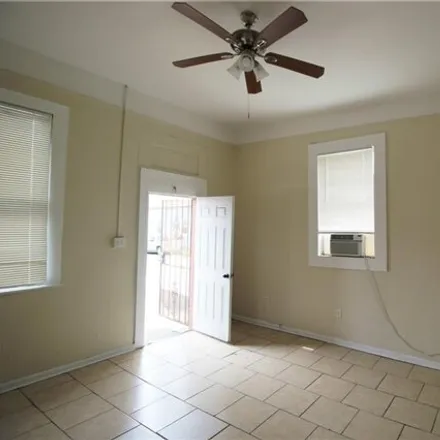 Image 3 - 2400 Dumaine Street, New Orleans, LA 70119, USA - House for rent