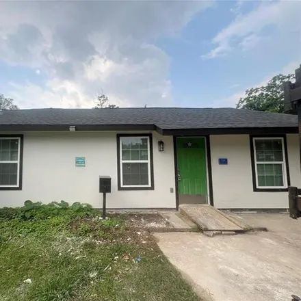Rent this 1 bed house on 5138 Dewberry Street in Houston, TX 77021