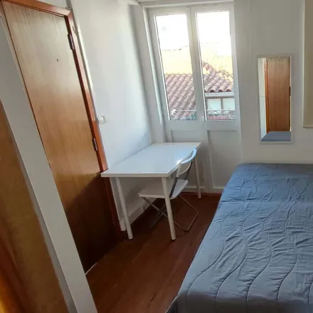 Rent this 2 bed apartment on Rua do Almoxarife 31 in 3000-022 Coimbra, Portugal