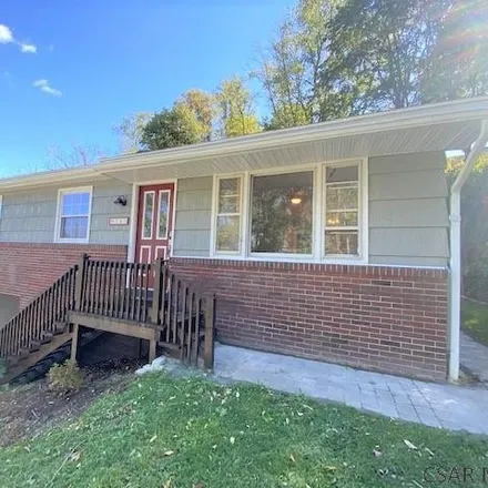 Buy this 3 bed house on 537 Bluff Street in Southmont, Cambria County