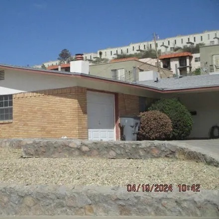 Rent this 2 bed house on 211 Zenith Drive in El Paso, TX 79912