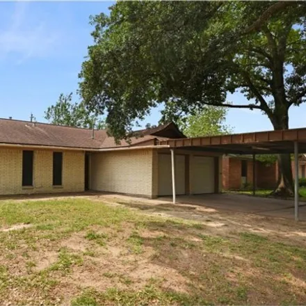 Buy this 4 bed house on 304 Gilpin Street in Houston, TX 77034