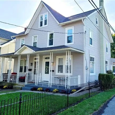 Buy this 3 bed townhouse on 535 Pine Street in Catasauqua, Lehigh County