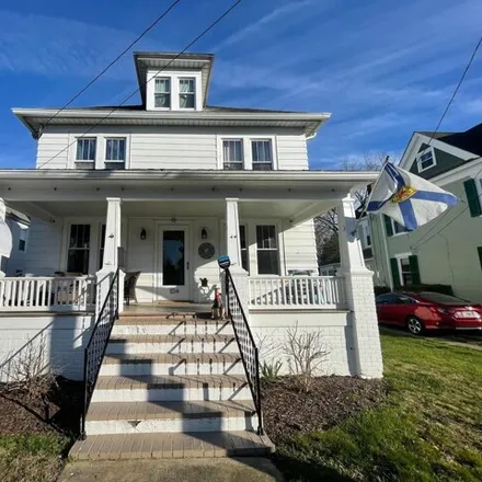 Buy this 3 bed house on 120 West End Avenue in Cambridge, MD 21613