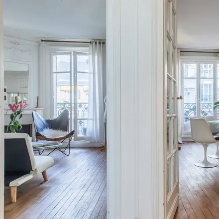 Image 2 - 27 Rue du Mont Cenis, 75018 Paris, France - Apartment for rent
