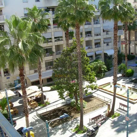 Image 1 - Gray d'Albion, Rue des États-Unis, 06407 Cannes, France - Apartment for rent