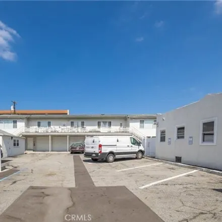 Image 9 - 717 Pacific Coast Highway, Redondo Beach, CA 90254, USA - House for sale