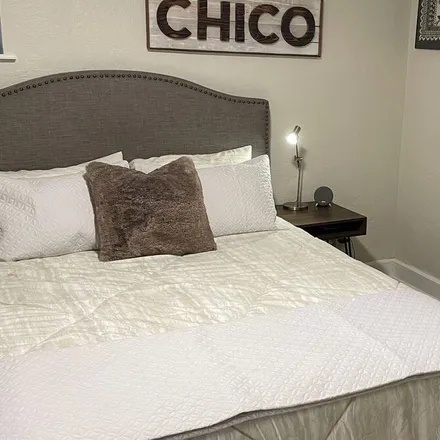 Rent this 1 bed house on Chico