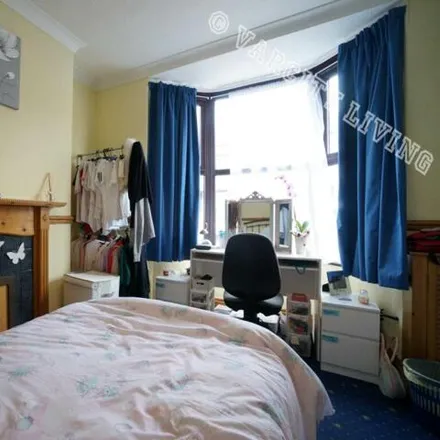 Image 5 - Ysgol Gynradd Hirael, Orme Road, Bangor, LL57 1BA, United Kingdom - House for rent