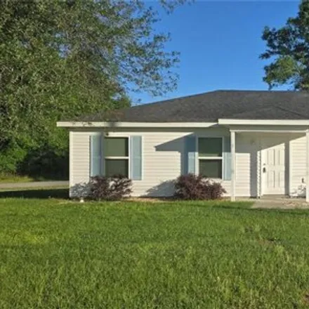 Rent this 3 bed house on 3 Juniper Loop Court in Marion County, FL 34480