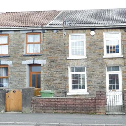 Buy this 3 bed townhouse on unnamed road in Tonyrefail, CF39 8PP