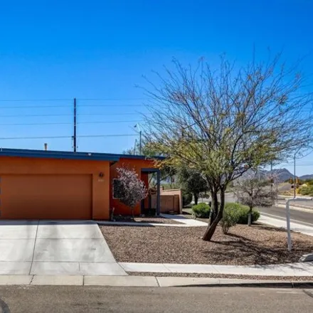 Buy this 3 bed house on West Goret Road in Tucson, AZ 85745