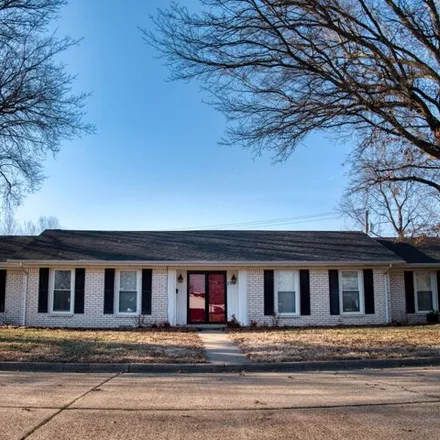 Buy this 3 bed house on 1401 15th Avenue Northeast in Miami, OK 74354