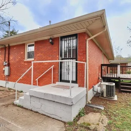 Image 4 - 127 Chattanooga Avenue, Louisville, KY 40214, USA - House for sale