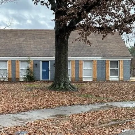 Rent this 4 bed house on 2552 Cardigan Drive in Memphis, TN 38119