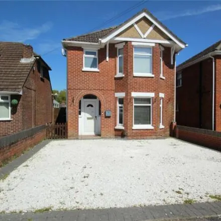 Buy this 3 bed house on Redlands Lane in Fareham, PO14 1EZ